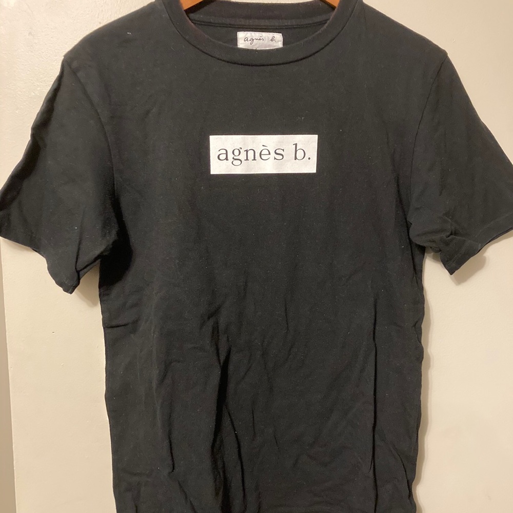 T shirt.
